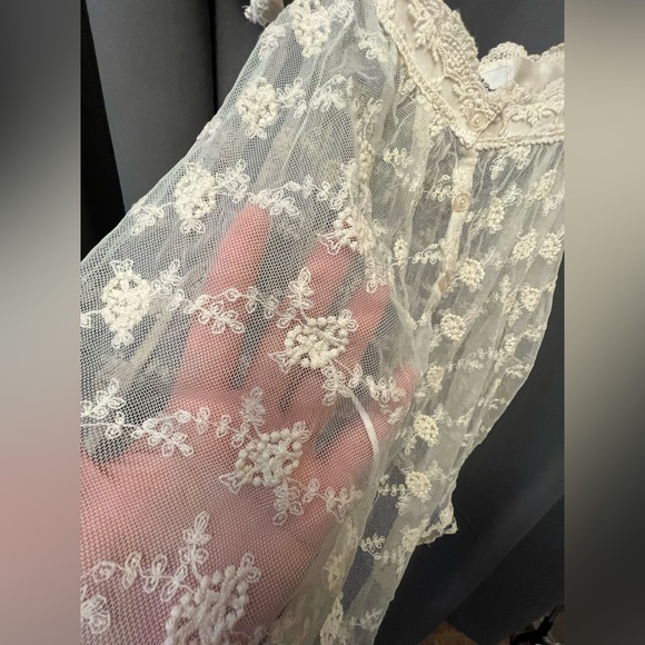 Pinky Boho Ivory Lace Sheer Top - Picture 5 of 9